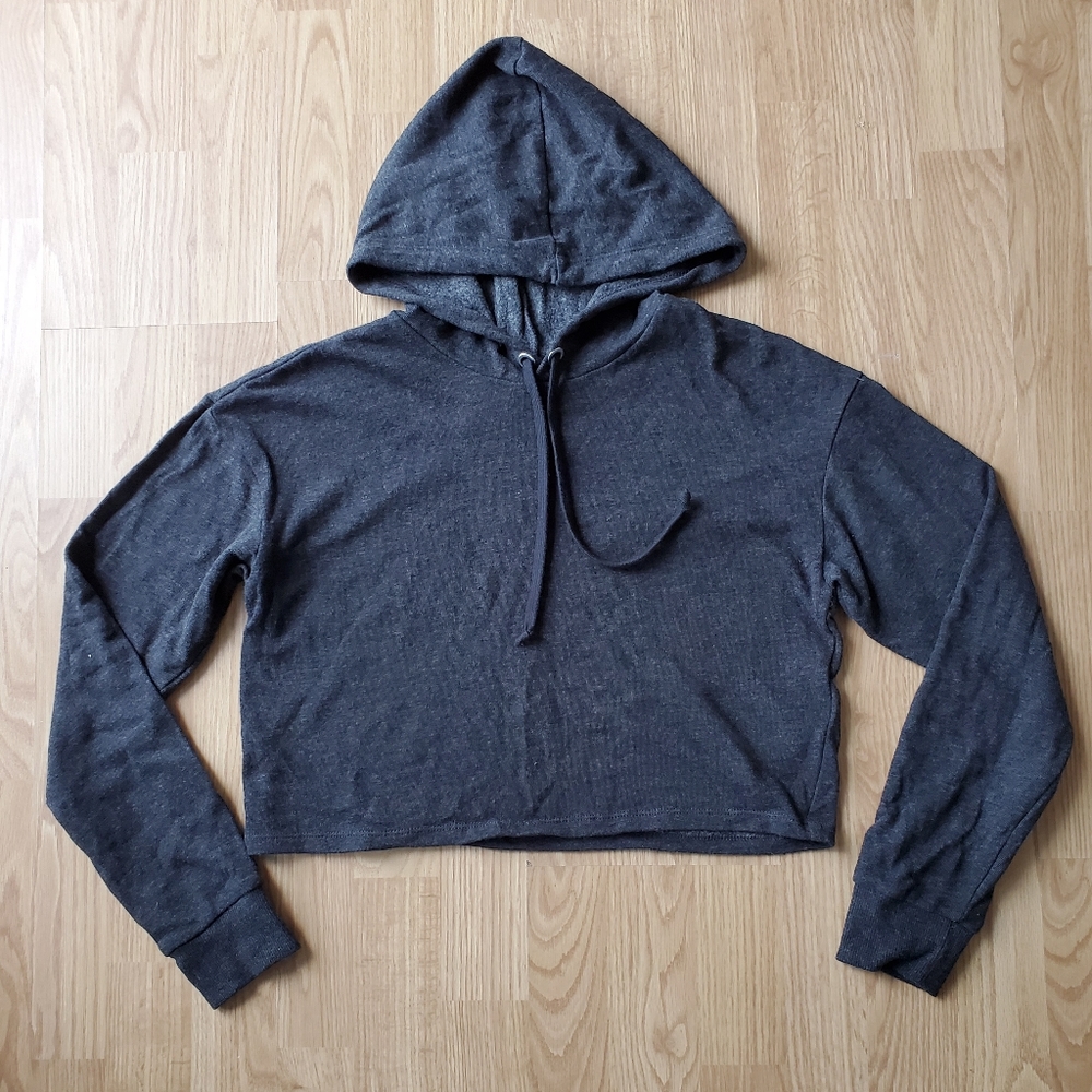 🤟 5/$25 H&M long sleeve crop